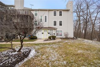 1203 W  River Rd   N, Elyria, OH 44035