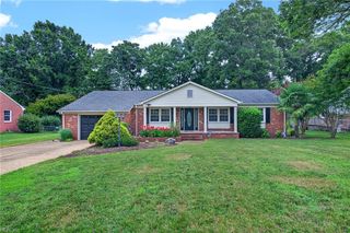 108 Grafton District Rd, Yorktown, VA 23692