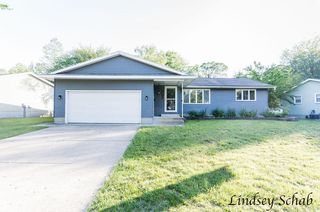 3243 Royal Oak Rd, Muskegon, MI 49441