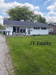 4223 Palm Ave, Lorain, OH 44055