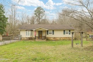 3223 Chilhowee Heights Rd, Maryville, TN 37803