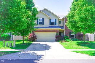 2356 Bridlewood Dr, Franklin, IN 46131