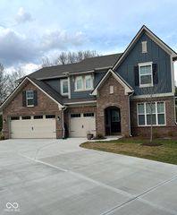640 Waterford Ln, Westfield, IN 46074