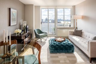 560 W  43rd St #29G, New York, NY 10036