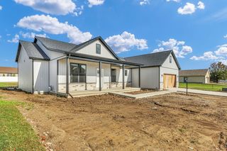 2808 Clarion Rd, Urbana, IL 61802