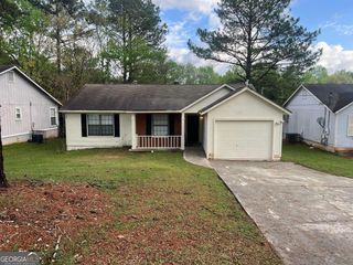 2018 Marbut Forest Dr, Lithonia, GA 30058