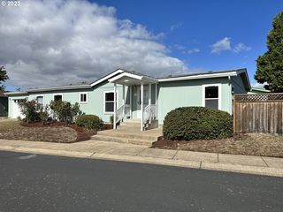 4055 Royal Ave #68, Eugene, OR 97402