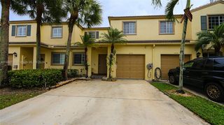 4774 Lago Vista Dr, Coconut Creek, FL 33073
