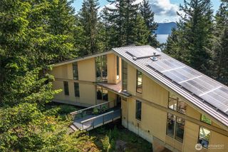 808 Pioneer Hill Road, Olga, WA 98279