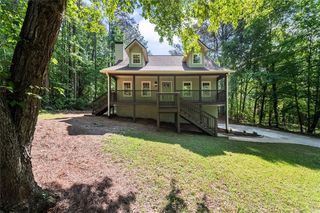 3718 Summit Dr NW, Acworth, GA 30101