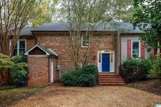 3018 Old Stone Dr, Birmingham, AL 35242