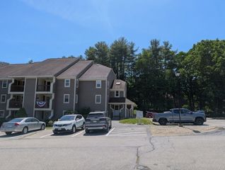 182 Heritage Dr #182, Northbridge, MA 01534