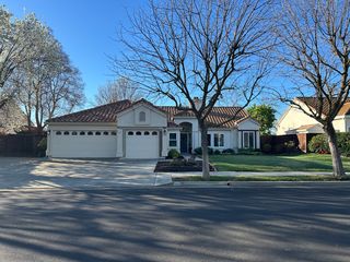 950 Outrigger Cir, Brentwood, CA 94513