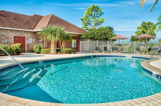 1001 Center Rd #604, Venice, FL 34292