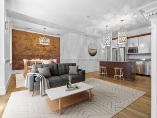 159 W  3rd St #2, South Boston, MA 02127