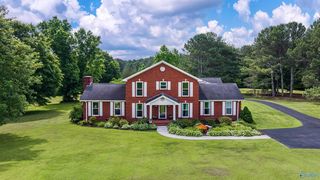 729 Brown Chapel Rd, Rainsville, AL 35986