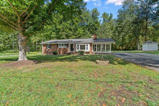 330 Hazelwood Dr, Warrenton, NC 27589