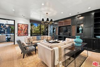 2132 Century Park Ln #209, Los Angeles, CA 90067