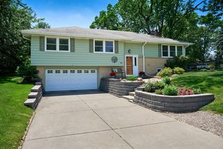 7941 60th Ave N, New Hope, MN 55428