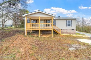 231 Jacksboro Elementary School Rd, Jacksboro, TN 37757