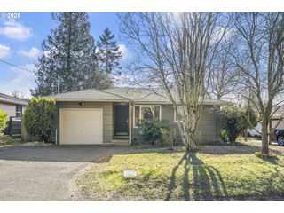 11756 SE Ankeny St, Portland, OR 97216