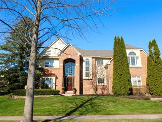24117 Windridge Ln, Novi, MI 48374