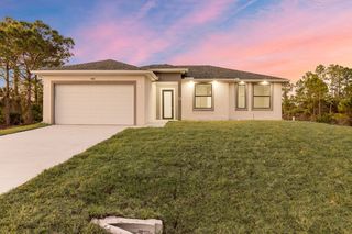 941 Elgin St, Lehigh Acres, FL 33974