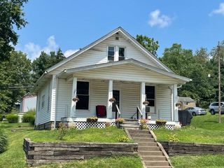 15765 Main St, Brownsville, OH 43721