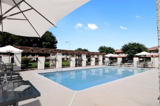 801 N  Granada Dr #106, Madera, CA 93637