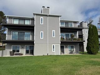 150 E  Summit Beach Dr, Algoma, WI 54201