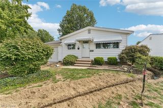 1829 Eldon Dr, Wickliffe, OH 44092