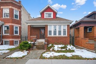 4710 W  Schubert Ave, Chicago, IL 60639