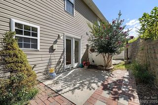 75 Lanceford Cir, Fletcher, NC 28732