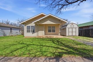 2134 S  2nd St, Abilene, TX 79605