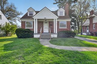 6924 Clovernook Ave, Cincinnati, OH 45231