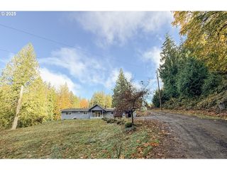 26609 S  Elwood Rd, Colton, OR 97017