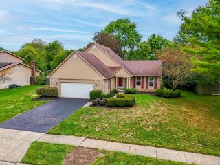 2016 Olde Sawmill Blvd, Dublin, OH 43016