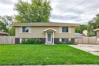 411 E  Watrous Ave, Des Moines, IA 50315