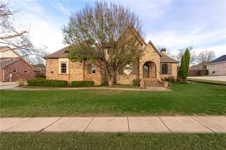 2707 S  21st St, Rogers, AR 72758