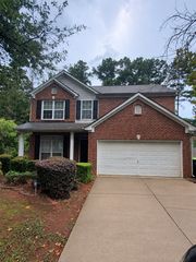 1031 Maple Leaf Dr, McDonough, GA 30253