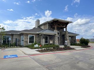 172 Ravenwood Village Dr #416, Huntsville, TX 77340