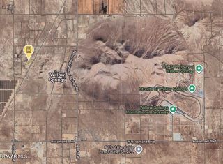 97th St W, Rosamond, CA 93560