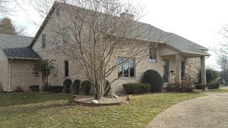 2221 N Wilmar Dr, Quincy, IL 62301