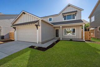 61640 SE Evie Dr #17, Bend, OR 97702
