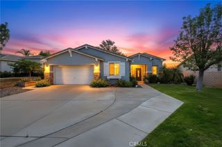 30066 Lake Trail Cir, Lake Elsinore, CA 92530