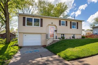 2065 Ellen St, Dubuque, IA 52002