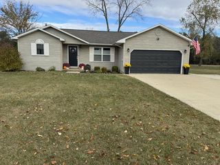 1033 Beech St, Bad Axe, MI 48413