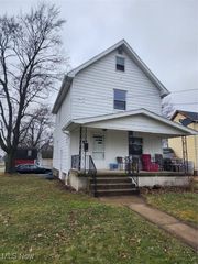 432 Scott Ave, Niles, OH 44446