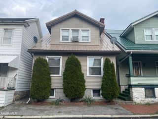 309 3rd Ave, Altoona, PA 16602