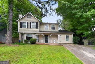 939 Lake Drive Ct, Stone Mountain, GA 30088